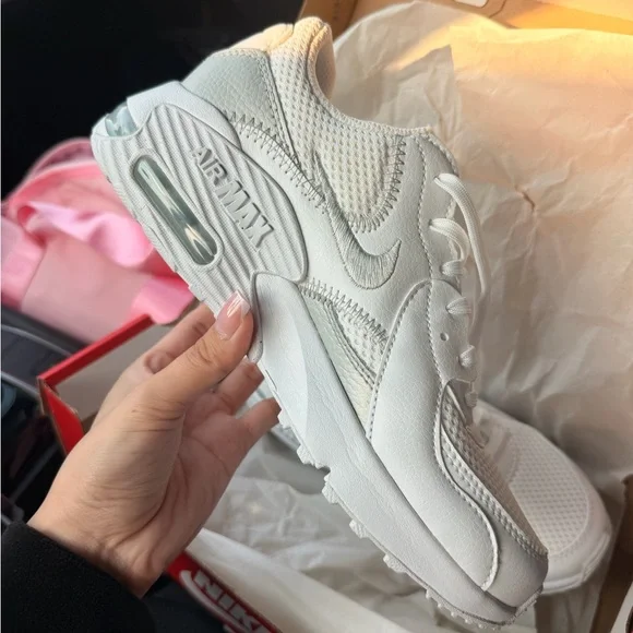 Women’s Nike Air Max Excee white - Picture 2 of 5